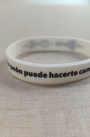 Pulsera ajedrez blanca